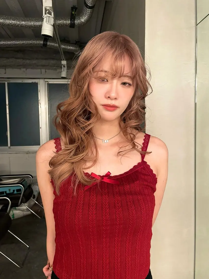 ロング カラー Fev YUZUのヘアスタイル