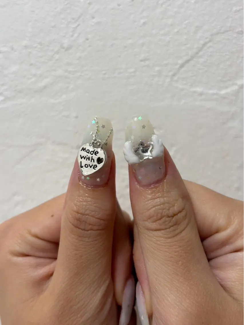 ネイル アートネイル ストーンネイル ハンドネイル ipssae nailのネイルデザイン