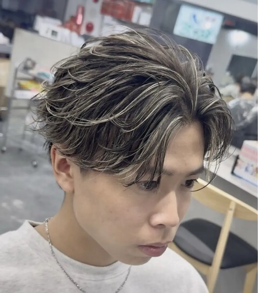 カラー パーマ メンズ センターパート マッシュ メンズパーマ プードルパーマ メンズツイストパーマ カット ヘアカラー パーマ 仙台波巻きパーマ/ fifth/遠藤楓雅のヘアスタイル