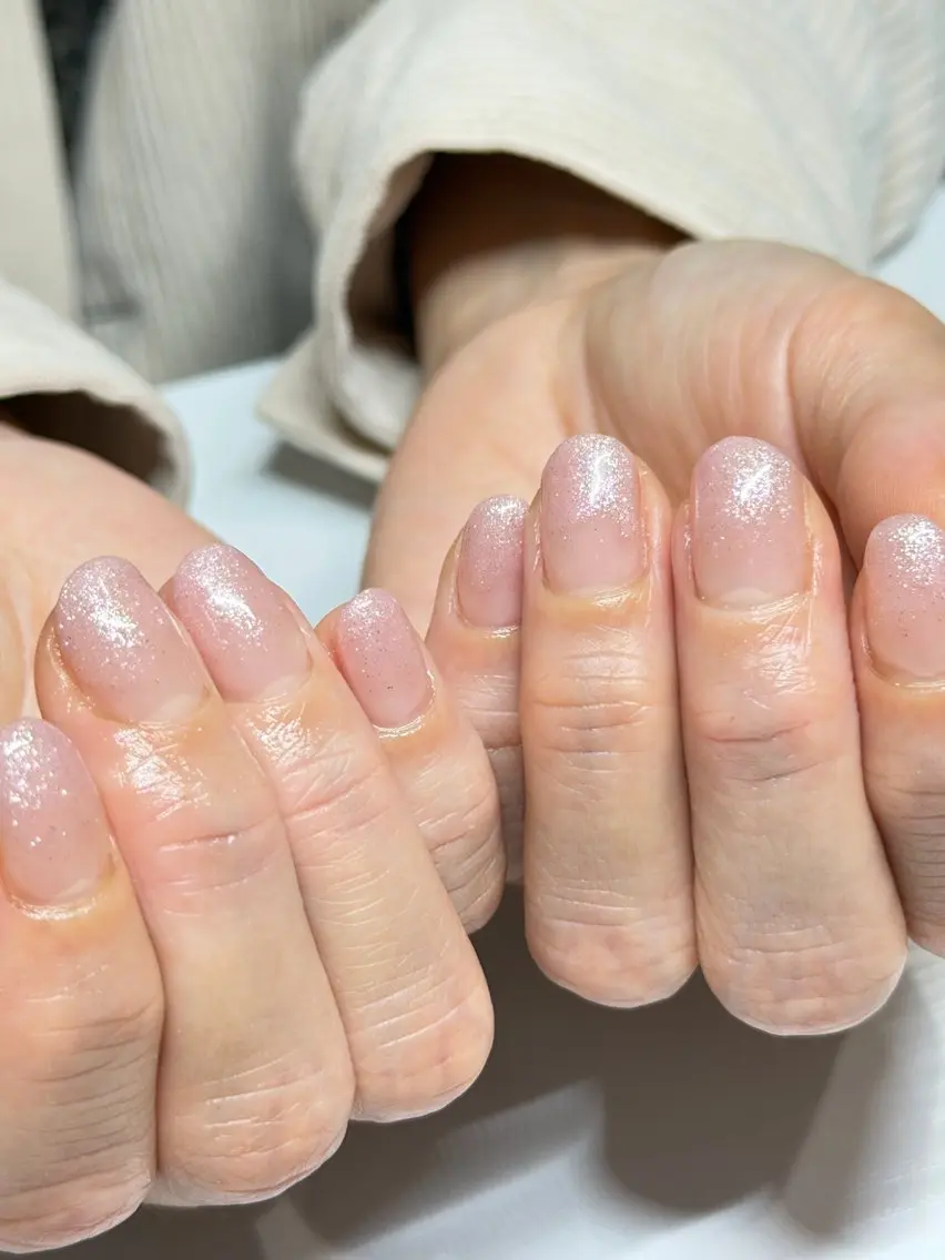 【期間限定価格】(オフなし)ジェルグラデーション(クリアベース)の写真
