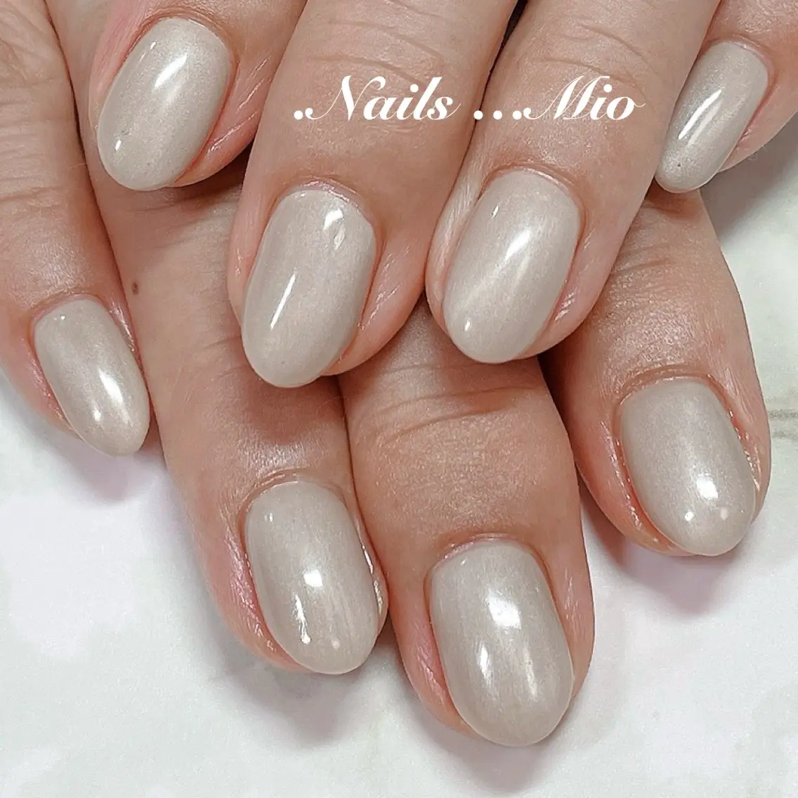 ネイル ジェルネイル マグネットネイル 赤色 ハンドネイル .Nails Mio 赤羽西ネイルサロンのネイルデザイン