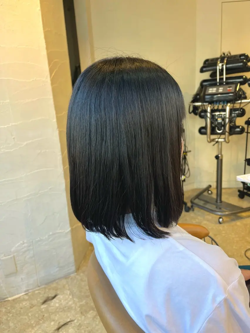 ミディアム パーマ カット 縮毛矯正 うしだ かおるのヘアスタイル