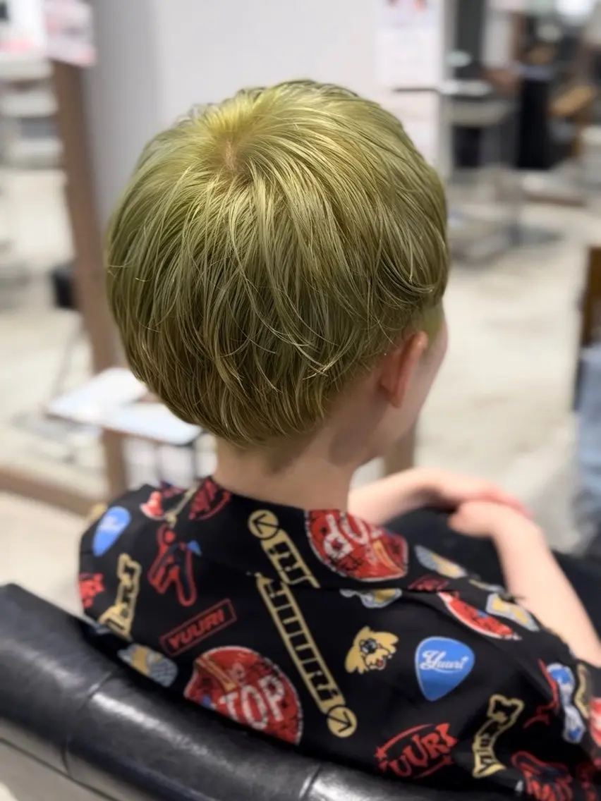 ショート カラー 透明感カラー ハイトーンカラー 髙木 利央のヘアスタイル