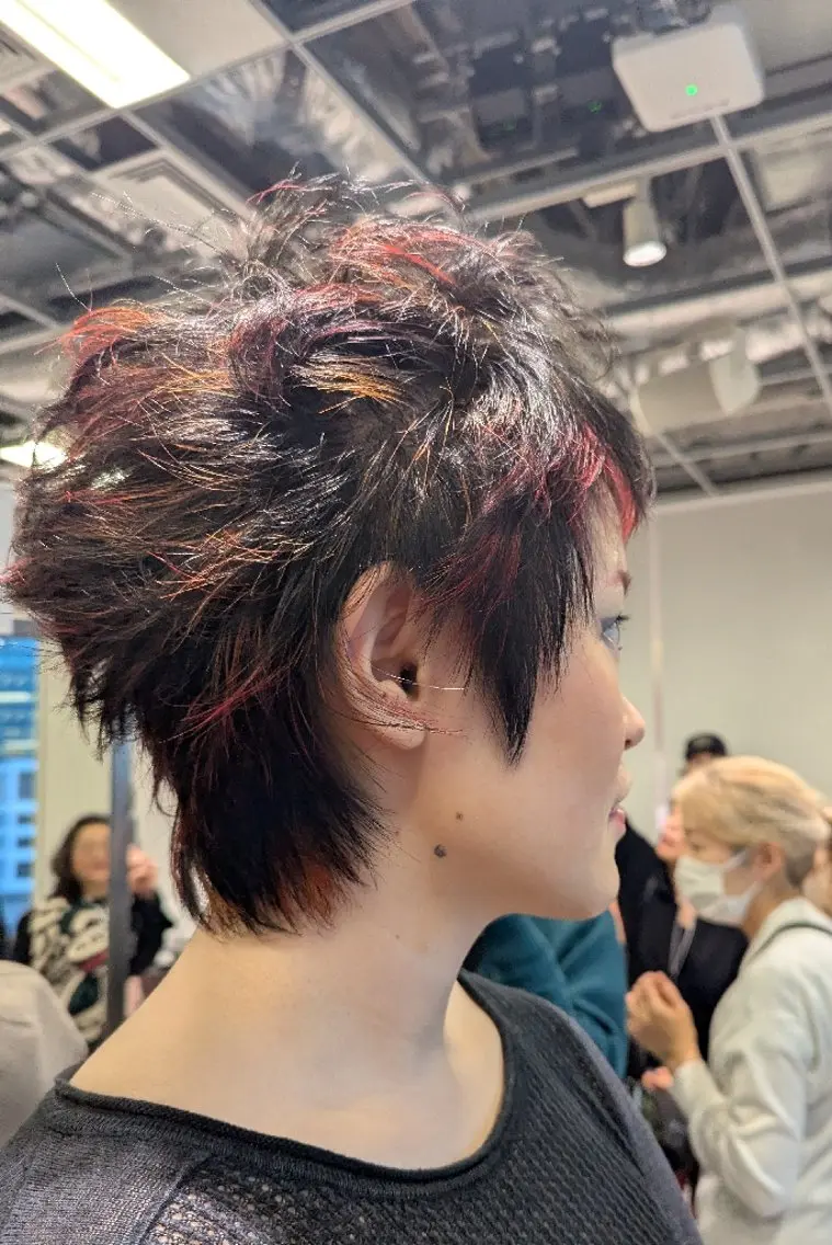 ショート 早坂 繁喜のヘアスタイル