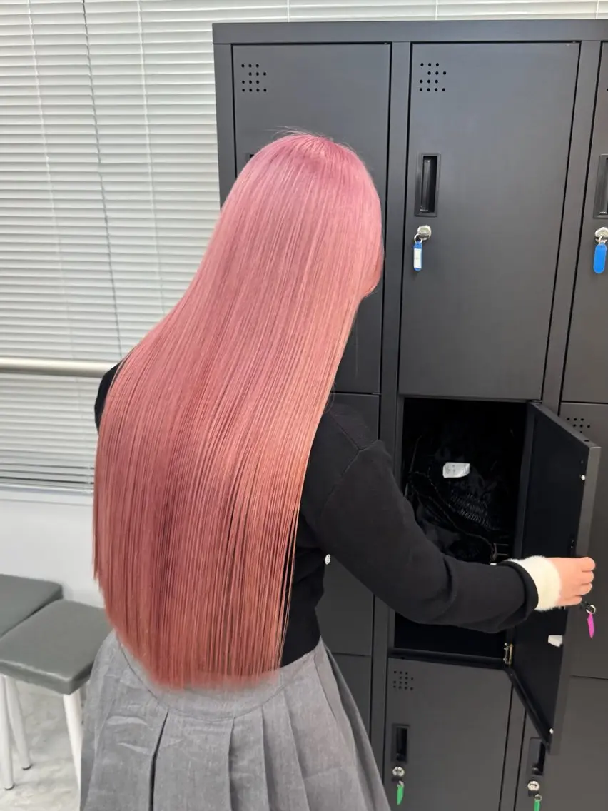 ロング カラー ピンク🎀/ベージ ュ🧸🥞/ユウキのヘアスタイル