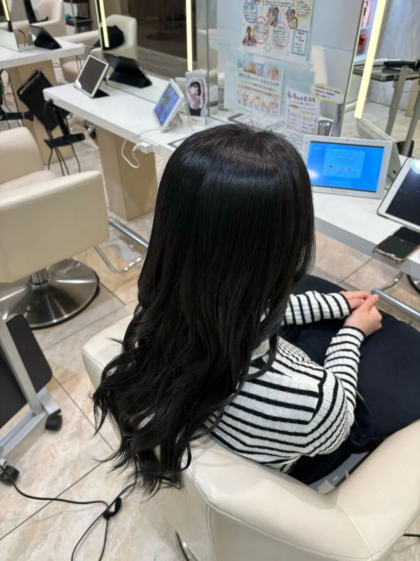 ロング カラー 黒髪 ブルーカラー ブルーブラック 学生 miho𓂃 ANNETTAのヘアスタイル