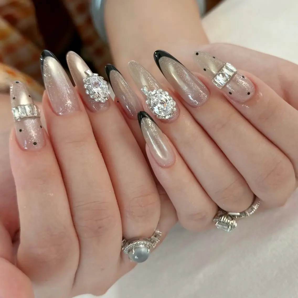 ネイル ハンドネイル Luna Gladeのネイルデザイン
