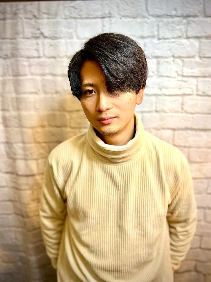 デザインカット+ヘアカラーリング（グレイカラー）+セット+スタイル撮影の写真