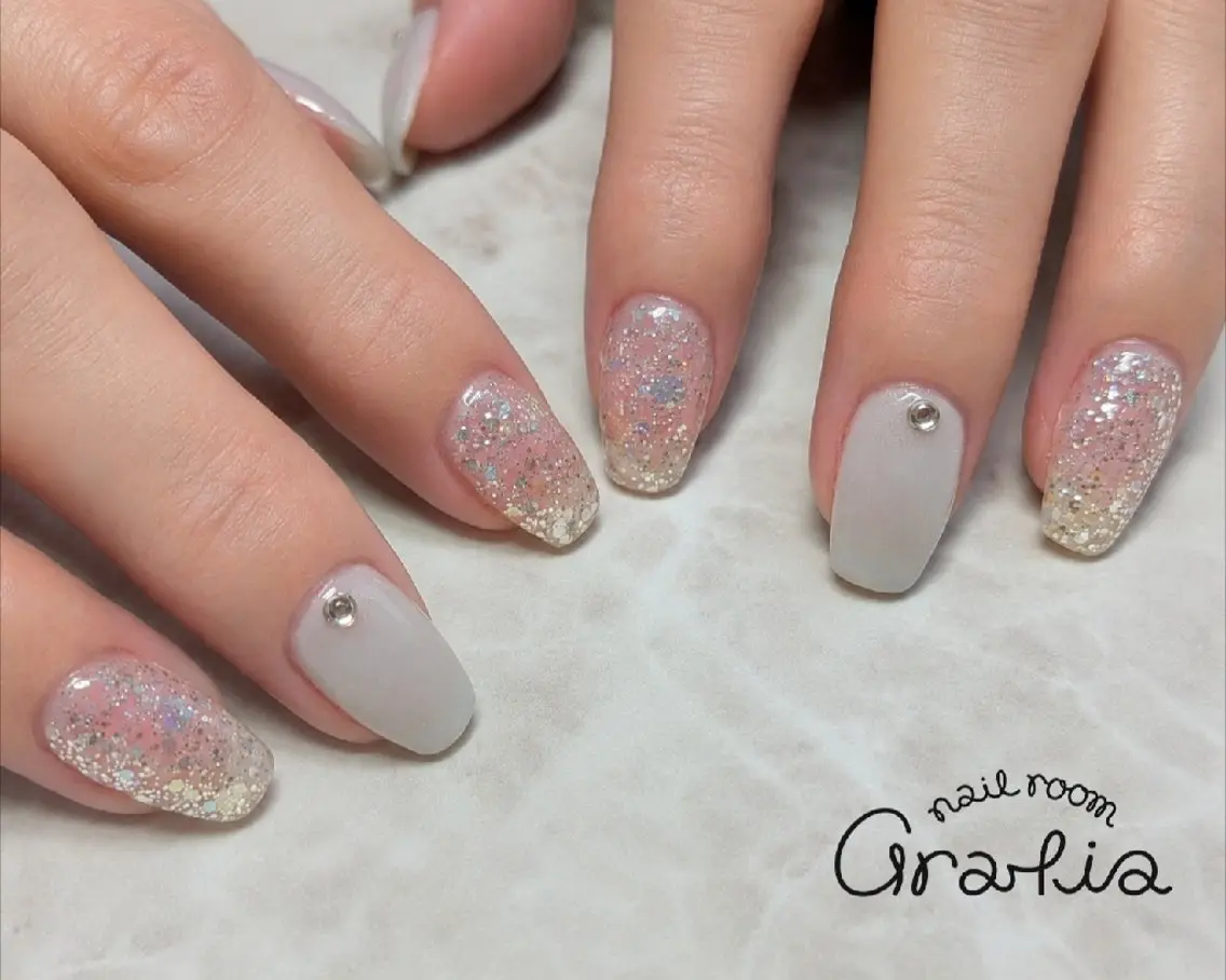 ネイル nail room gratia のネイルデザイン