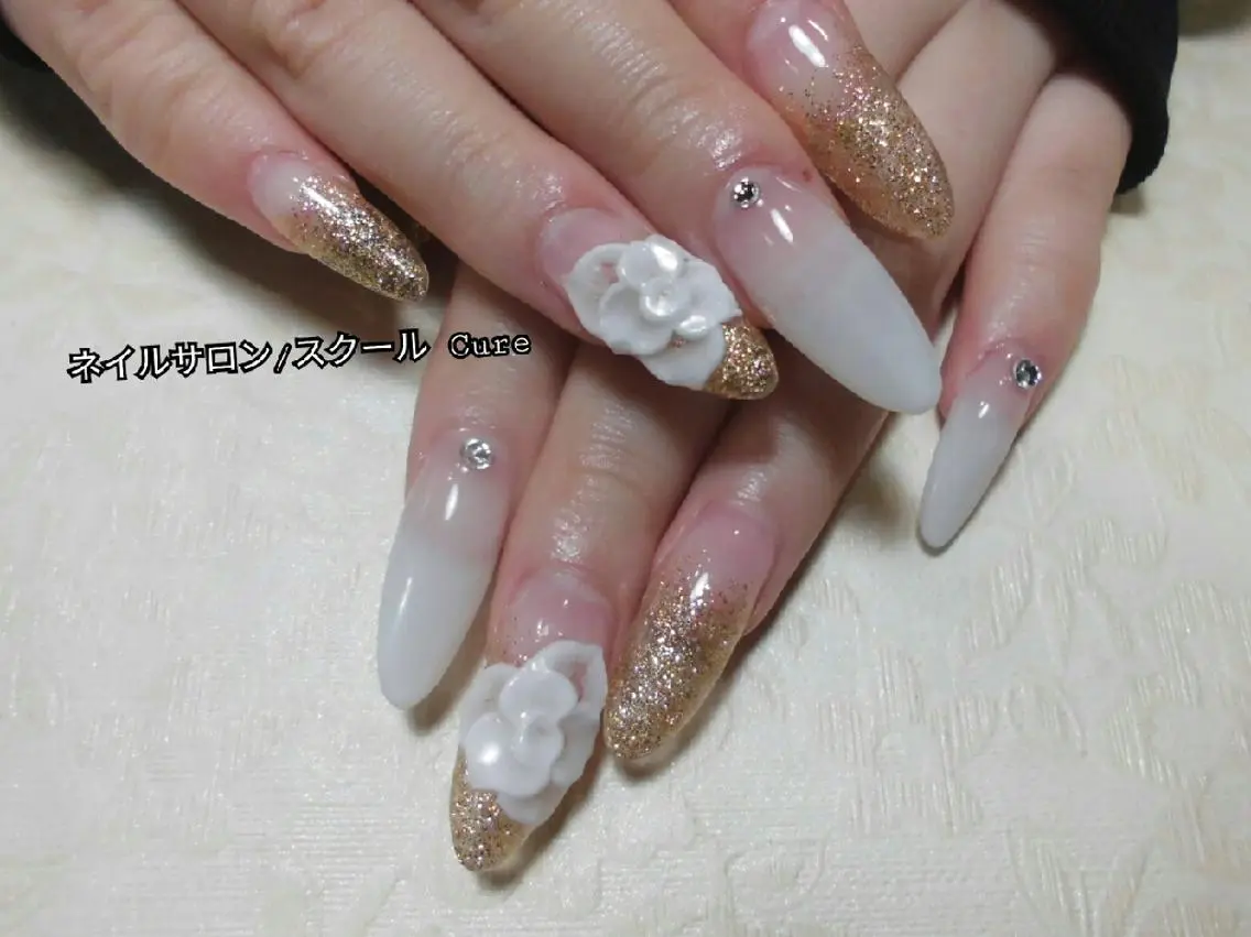 ロング ネイル ネイルサロン Cureのネイルデザイン
