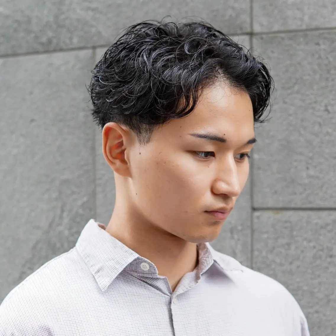 メンズ センターパート メンズパーマ 刈り上げ カット パーマ ビジネスヘア/ takuyaのヘアスタイル