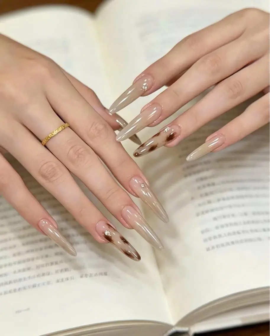 ネイル HAPPI NAIL大国町のネイルデザイン