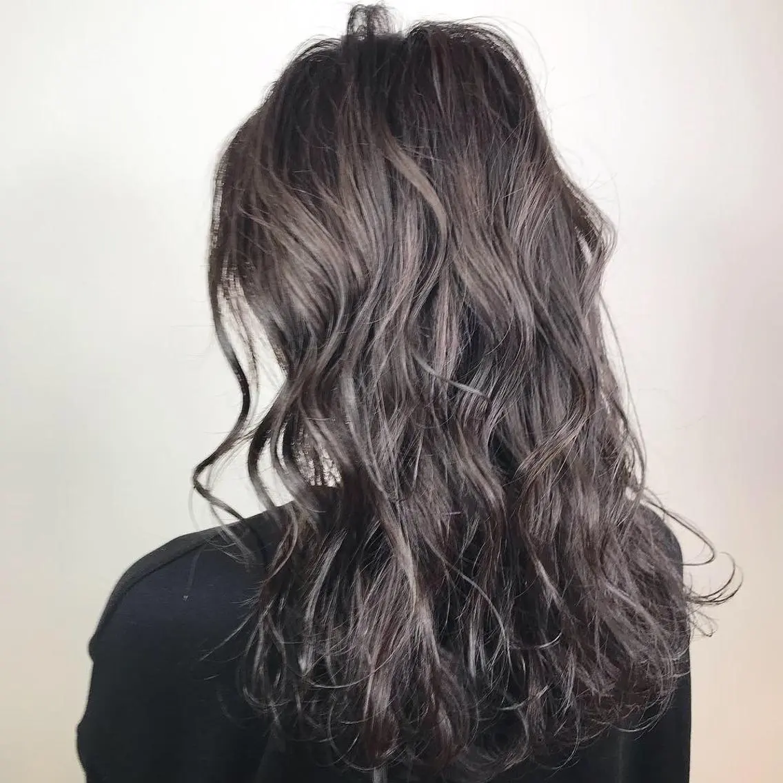 カラー ロング ヘアカラー トリートメント デザインカラー Lienのヘアスタイル