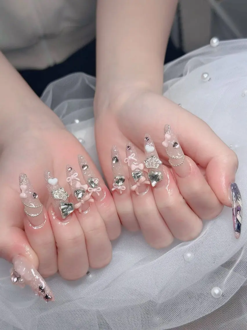 ネイル オーロラネイル フレンチネイル ジェルネイル ハロウィン 韓国ネイル ハンドネイル H.baby Nail Salonのネイルデザイン
