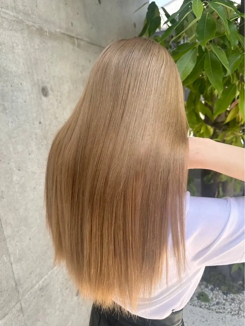 ロング カラー 髙野 未衣菜のヘアスタイル
