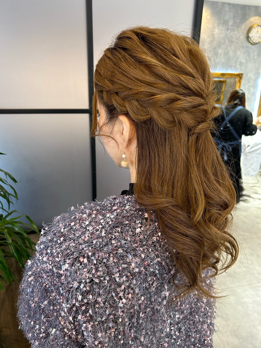 ヘアアレンジ Alion AIRIのヘアスタイル