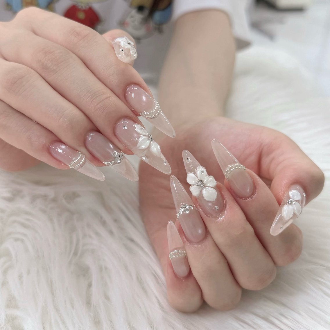 ネイル チークネイル ドット フットネイル フレンチネイル グラデーション Nihonthy Nail 新宿のネイルデザイン