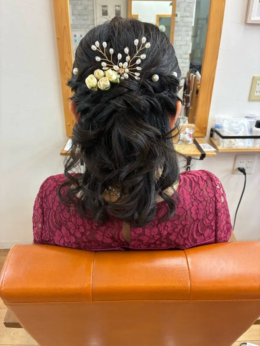 ミディアム ヘアアレンジ 成人式 結婚式・ブライダル ヘアセット KAREN🕊️ 大宮美容室のヘアスタイル