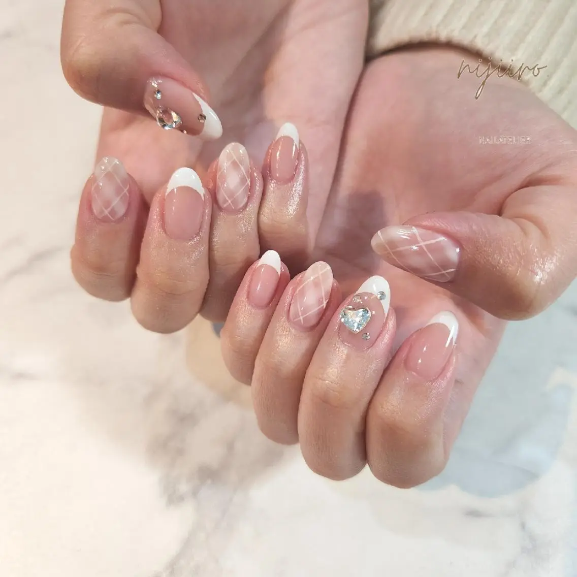 ネイル ハンドネイル nijiiro🌈 サトウのネイルデザイン