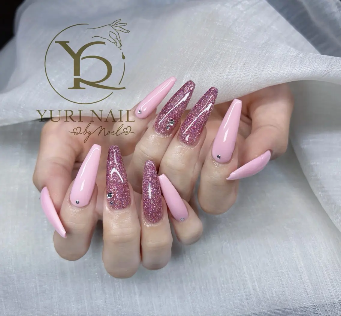 ネイル ハンドネイル フットネイル ハンドケア YURI Nail NARITAのネイルデザイン