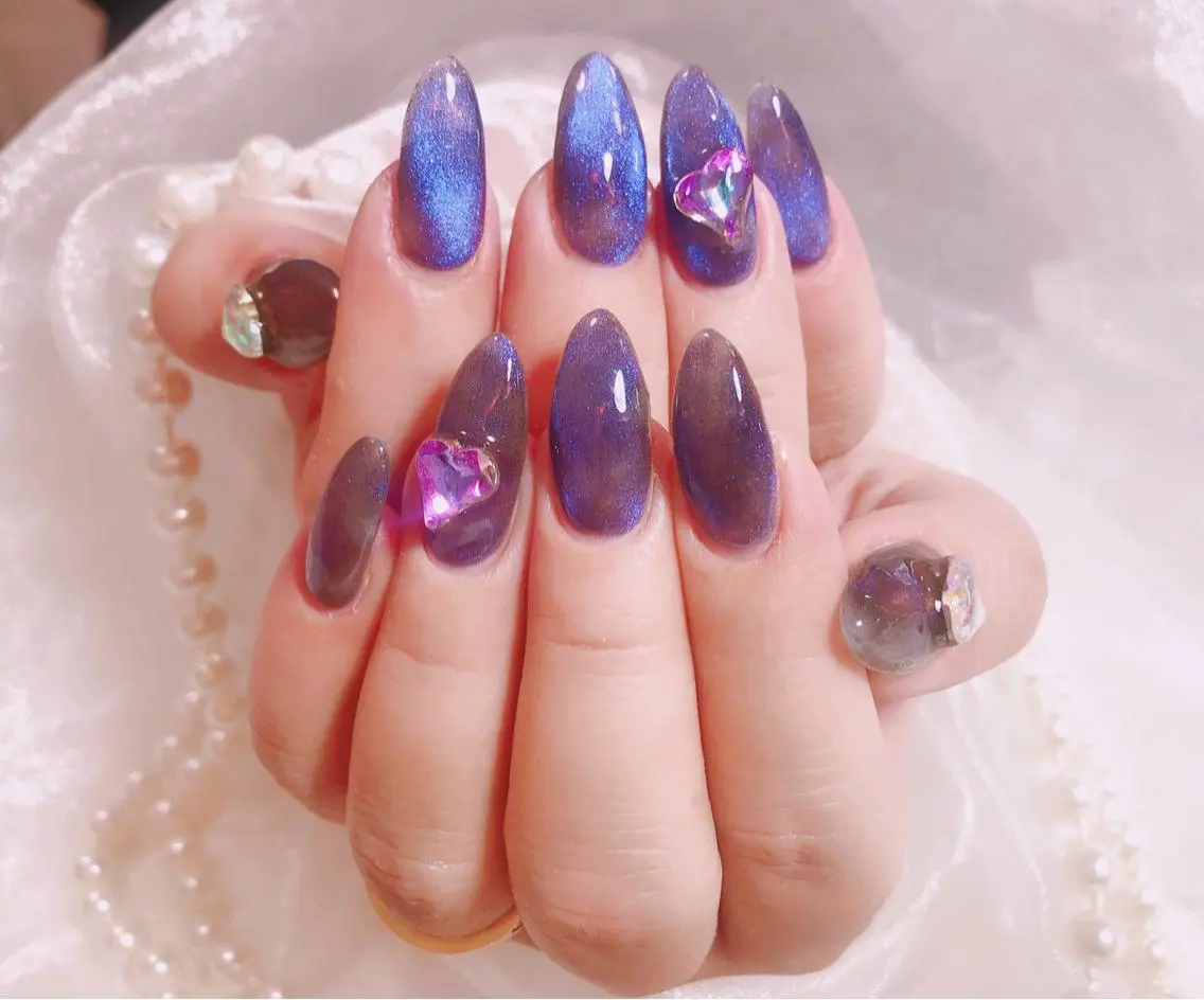 ネイル ハンドネイル VIVIAN リサのネイルデザイン