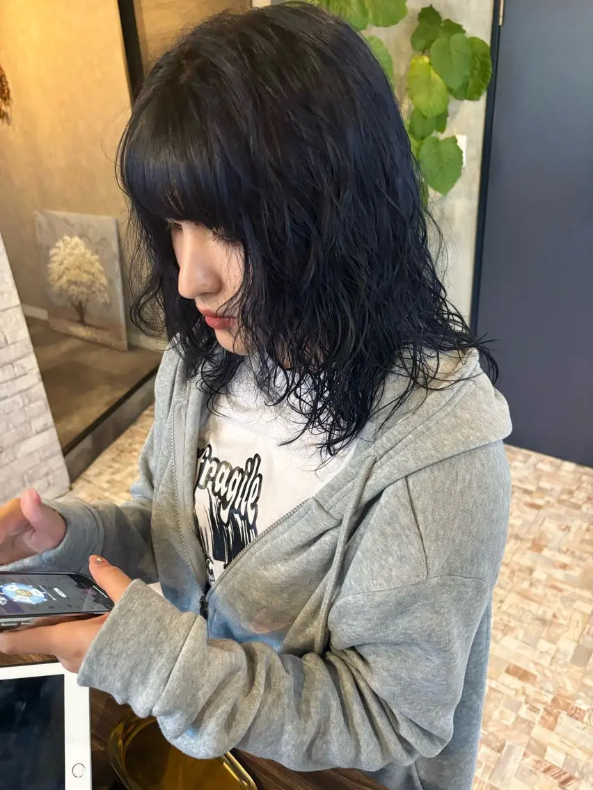 セミロング カラー ヘアカラー botan🪷☆*。 レ ナのヘアスタイル
