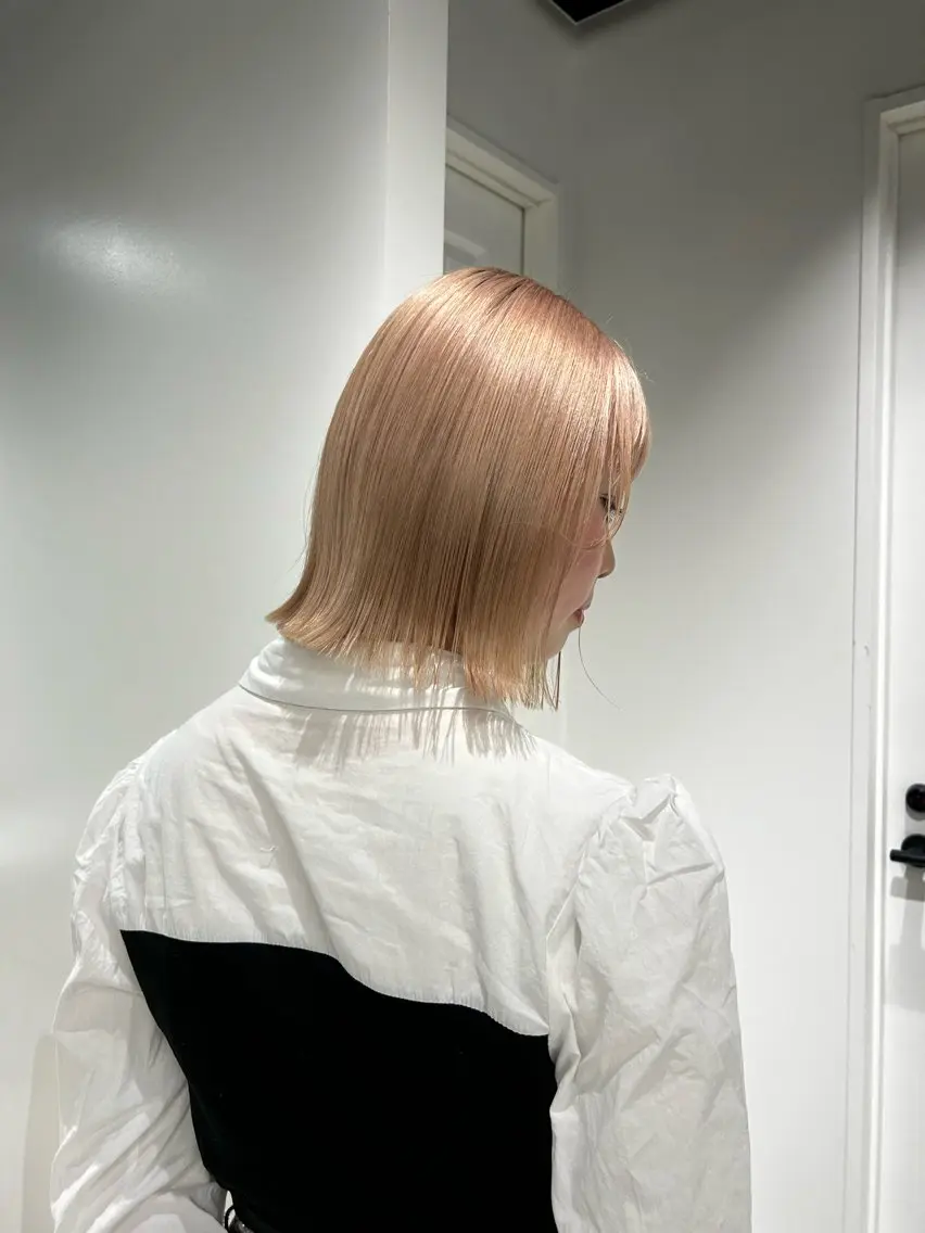 ショート カラー バレイヤージュ ブリーチ ケアブリーチ ダブルカラー イヤリングカラー ヘアカラー シャドウパーマ/ ルーズパーマ/メンズのヘアスタイル