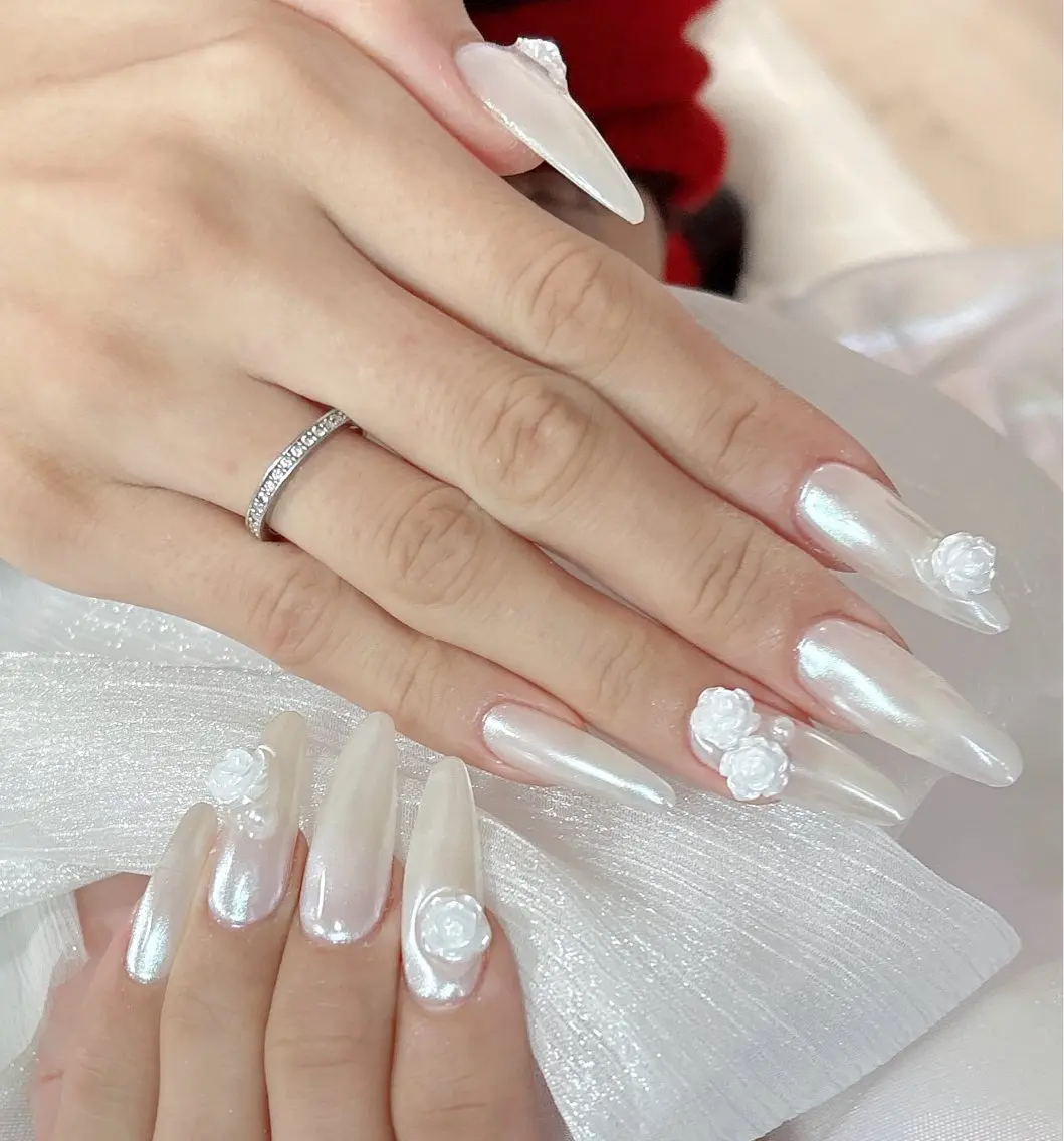 ネイル ハンドネイル フットネイル Aura  Nail 長さだし/パラジェルのネイルデザイン