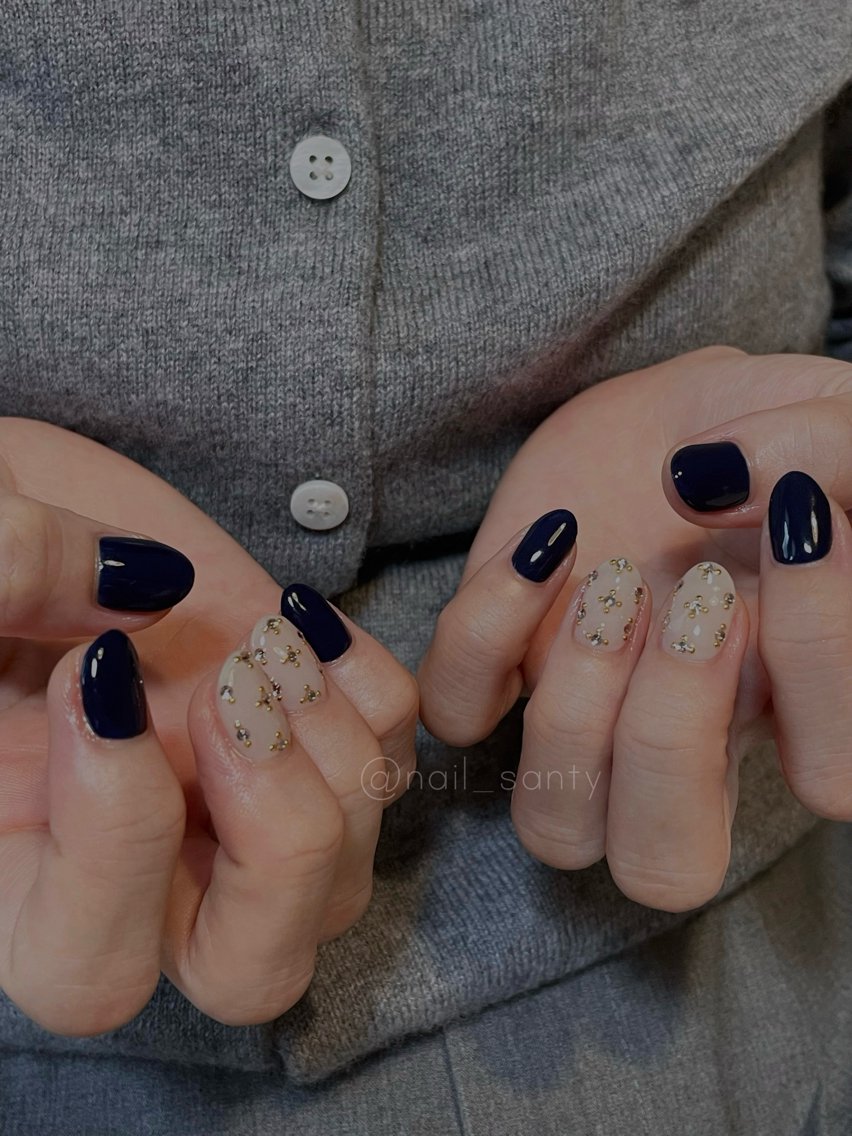 ネイル ストーンネイル ハンドネイル Nailsalon Santy.のネイルデザイン