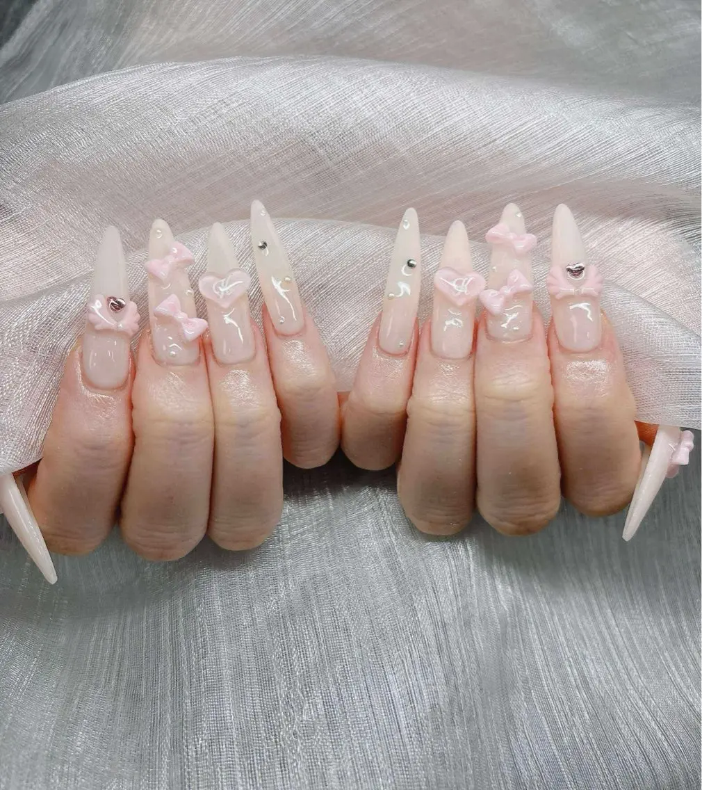 ネイル ハンドネイル Lee Nailsのネイルデザイン