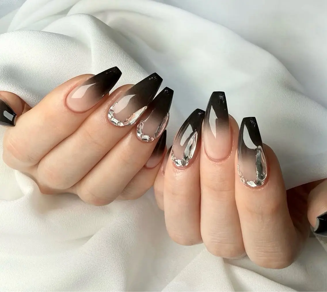 ネイル NailSalon✨ Écrinエクランのネイルデザイン