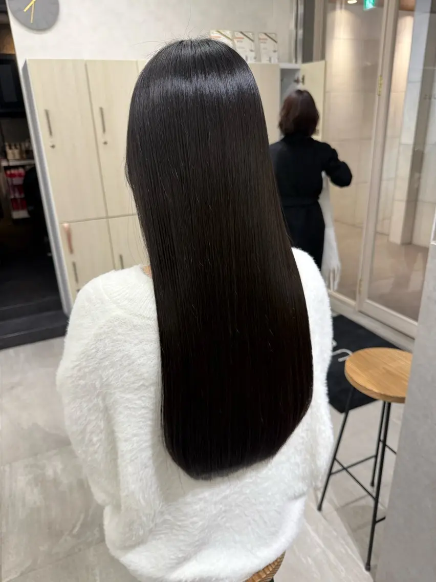 学生さん人気✨️暗めcolor🖤🩶➕【コラーゲントリートメント】付き🫧の写真