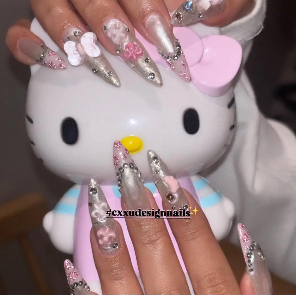 ネイル ハンドネイル 🐬Cxxu° Nail✝️のネイルデザイン