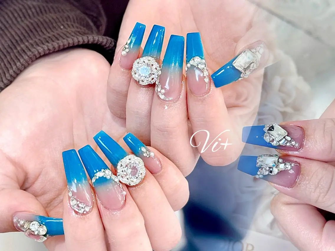 ネイル ハンドネイル ✨Nailsalon Vi+✨のネイルデザイン