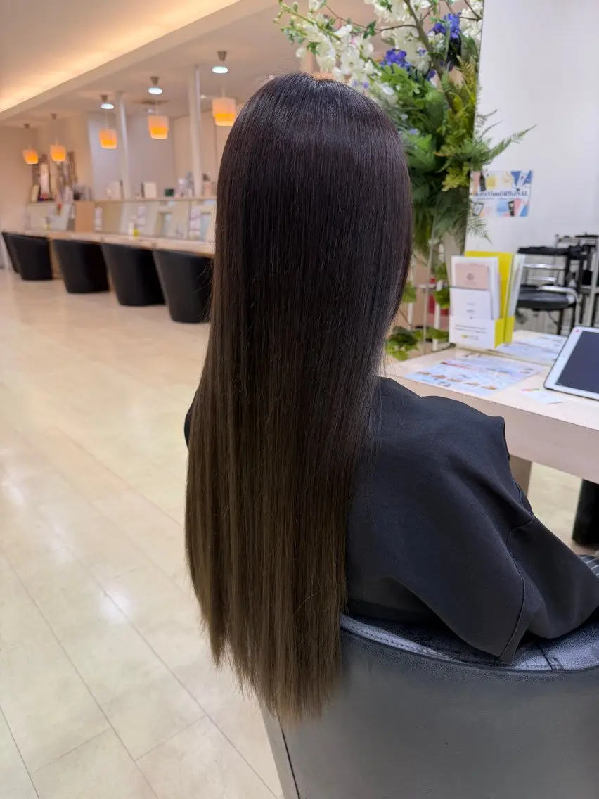 ロング カラー Boris イリサワ レンタのヘアスタイル