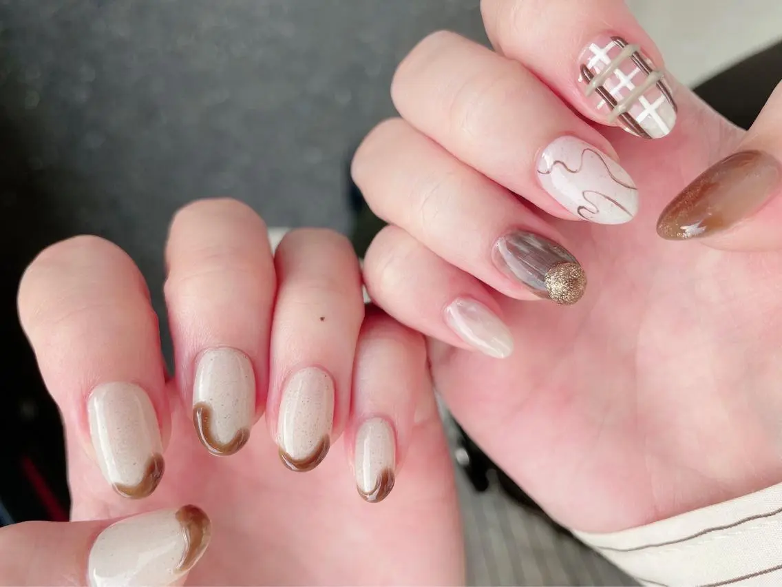 ネイル アートネイル ニュアンスネイル Platluce. ERIのネイルデザイン
