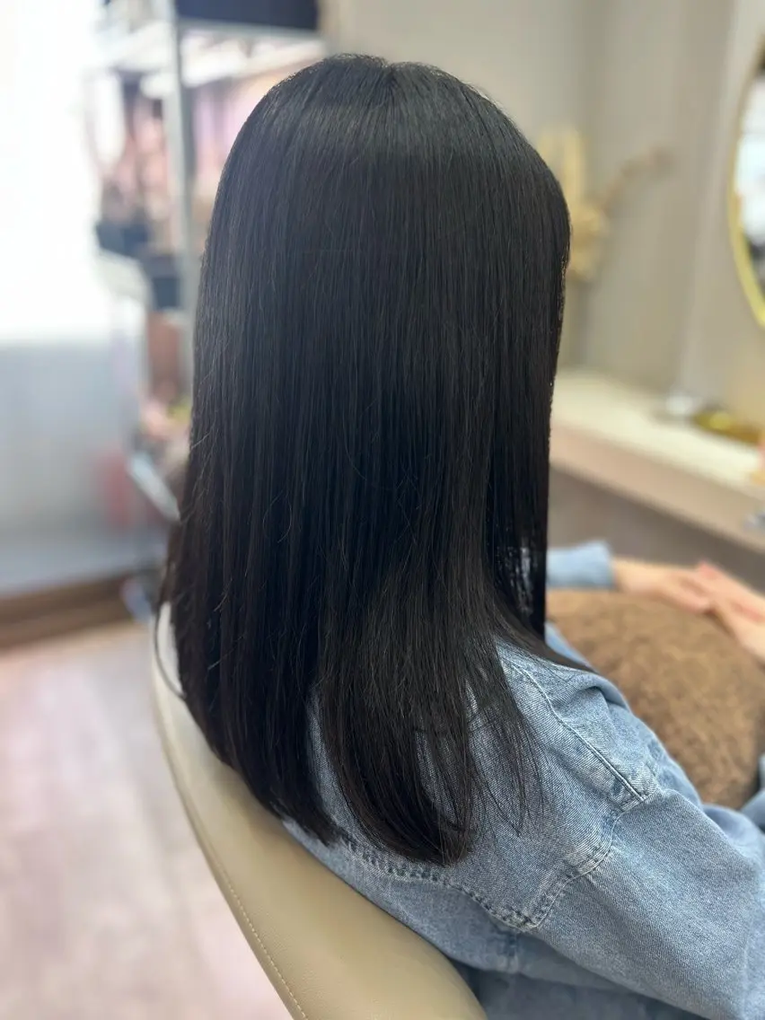 セミロング カット ヘアカラー 池田 太一のヘアスタイル