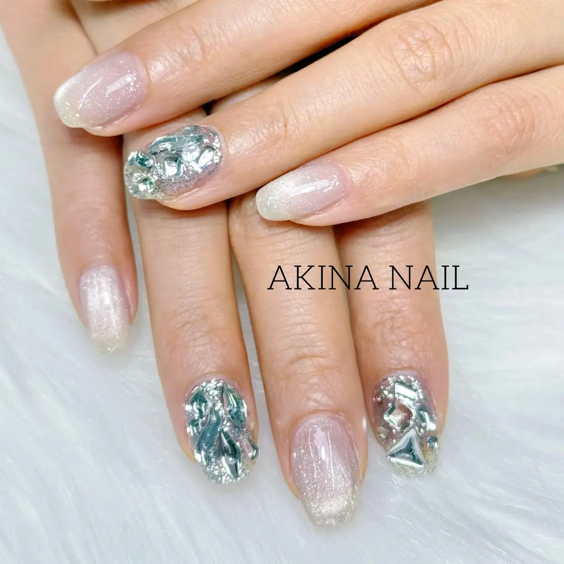 ミディアム ハンドネイル Akina Nail 亀戸のネイルデザイン