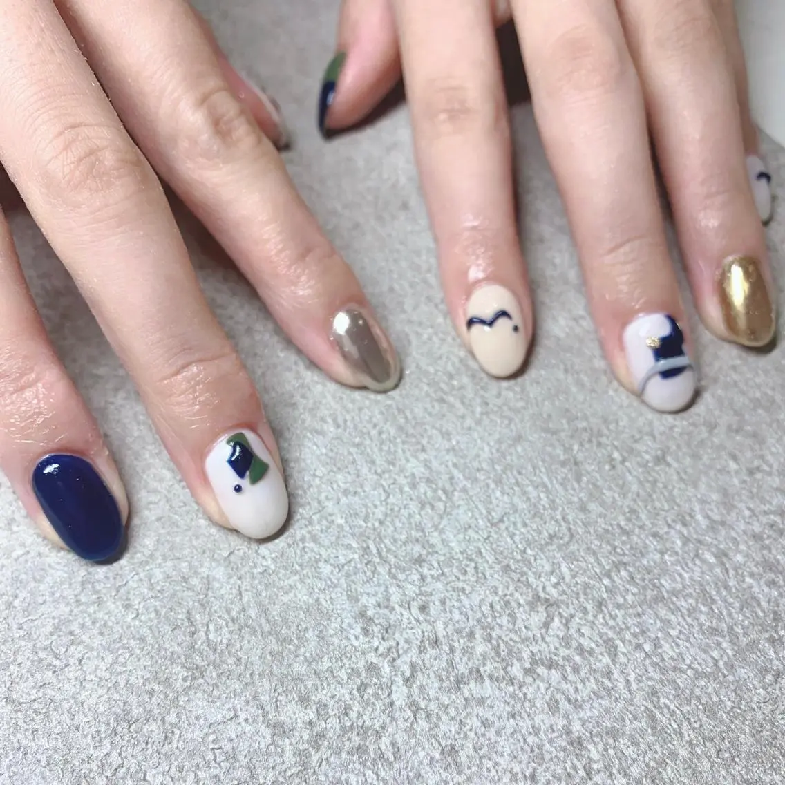 カラー ネイル ハンドネイル Cozy_ ilumのネイルデザイン