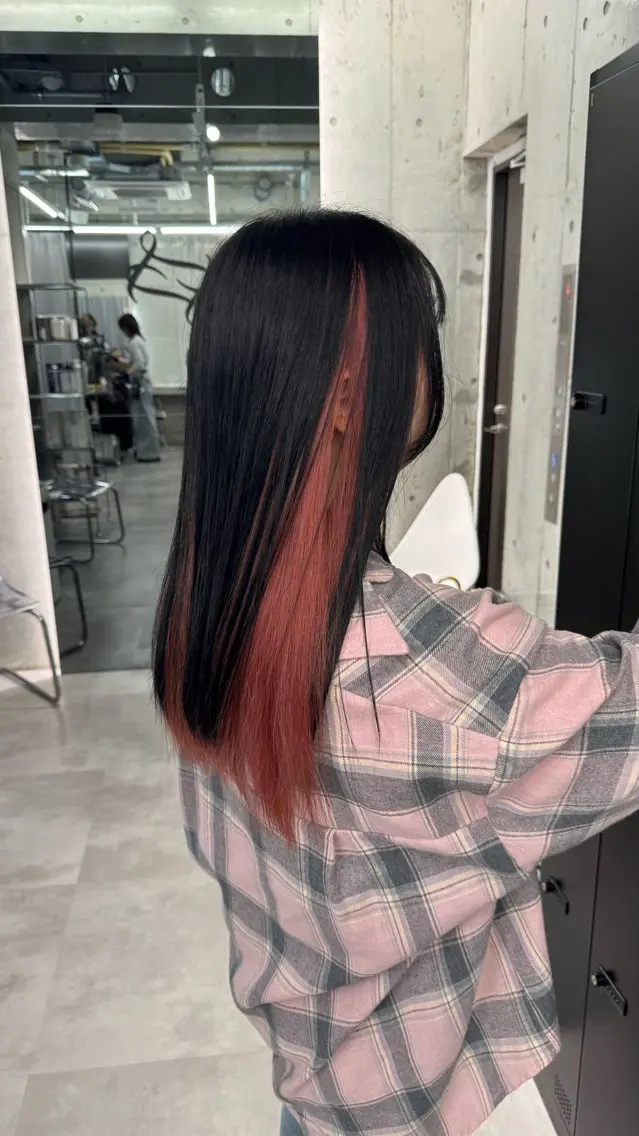ロング カラー ピンクカラー ヘアカラー トリートメント shio ハイトーン 💗【福岡天神】のヘアスタイル