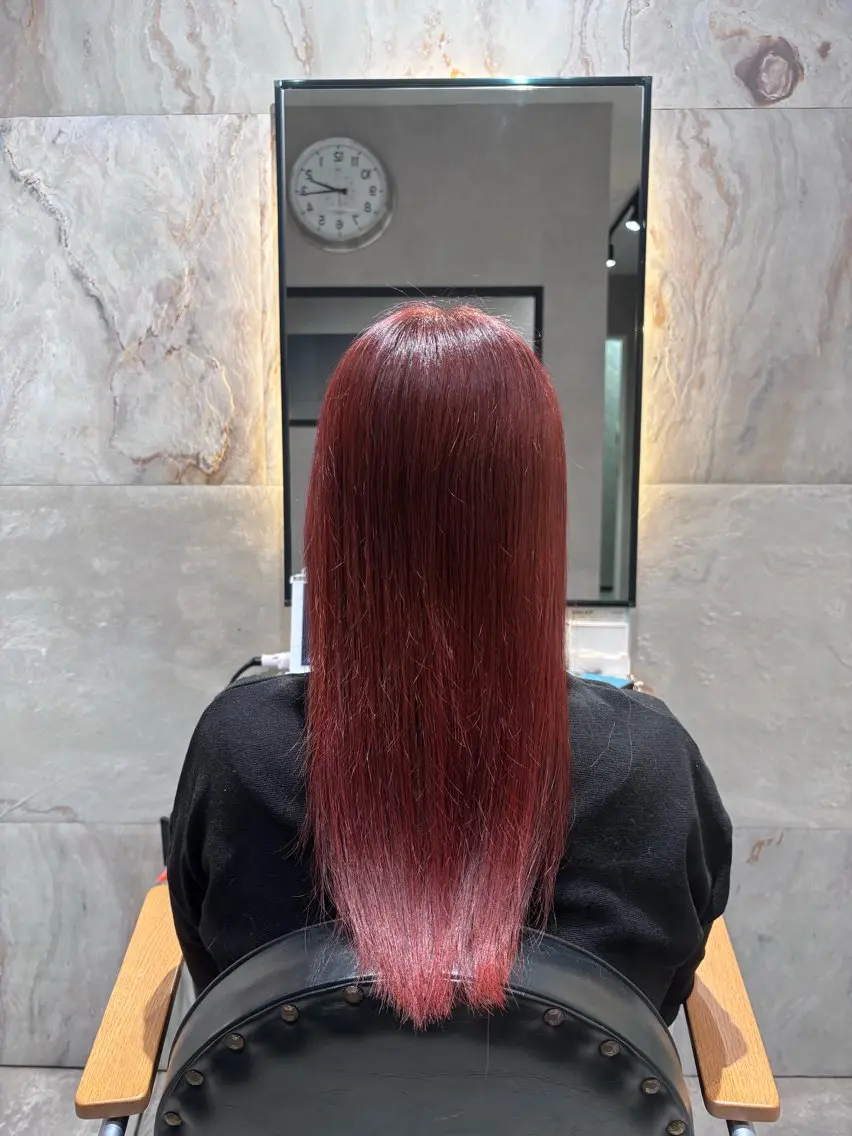 カラー 岩崎 美咲のヘアスタイル