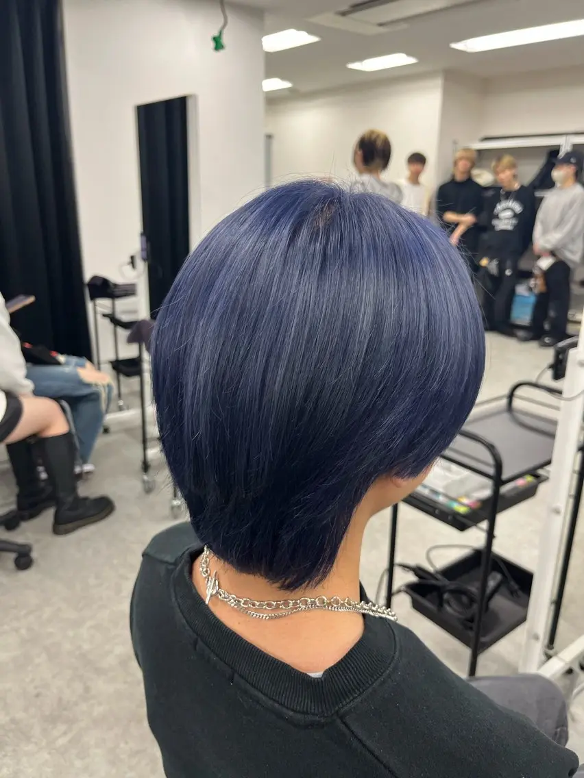 ショート カラー メンズ ブルーカラー ヘアカラー 💖トレンド春夏 カラー💖FUTAのヘアスタイル