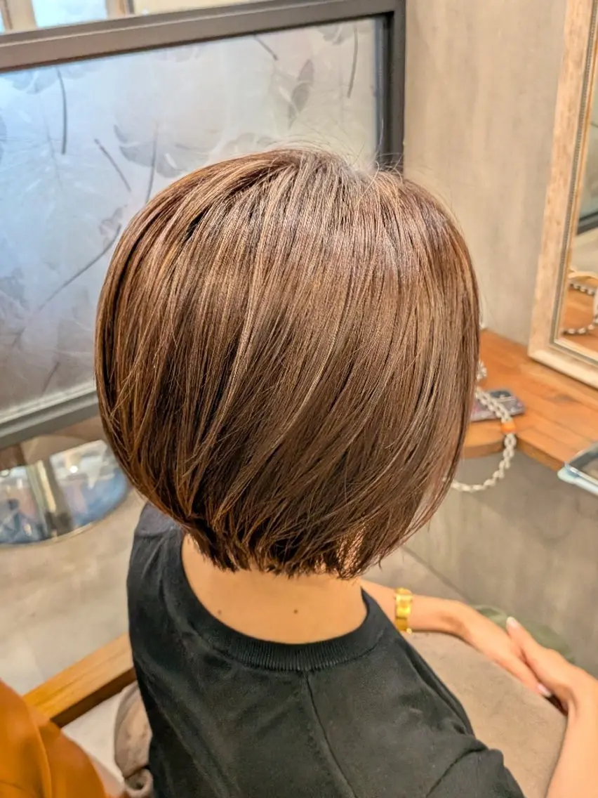 ショート カラー ハイライトカラー ハイライト ショートヘア hair&make Lokahi リホのヘアスタイル