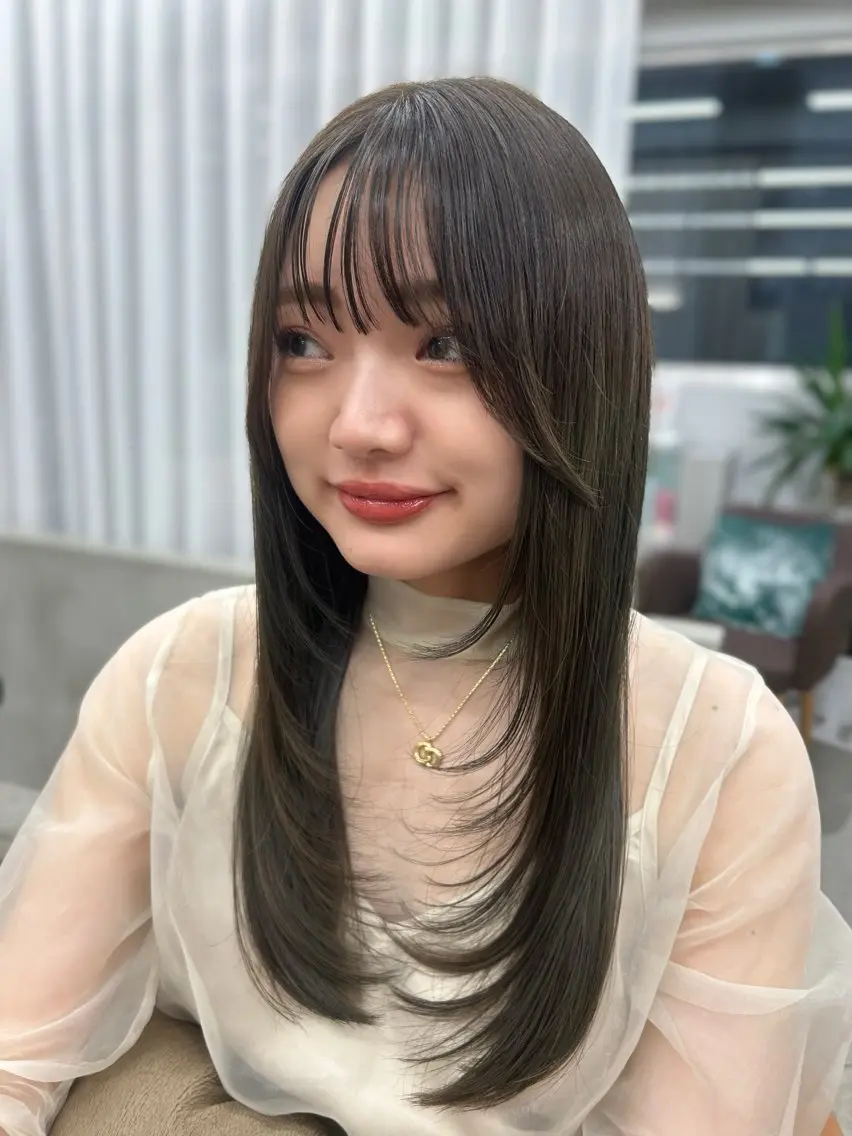似合わせカット＋カラー＋髪質に合わせたトリートメントの写真