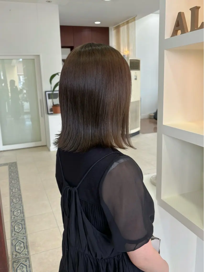 ミディアム alu yuinaのヘアスタイル