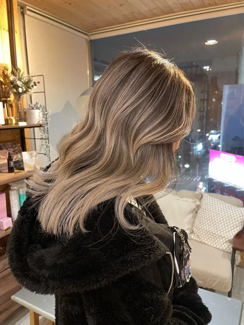 ロング カット ヘアカラー 谷山銀二郎/ 副店長のヘアスタイル