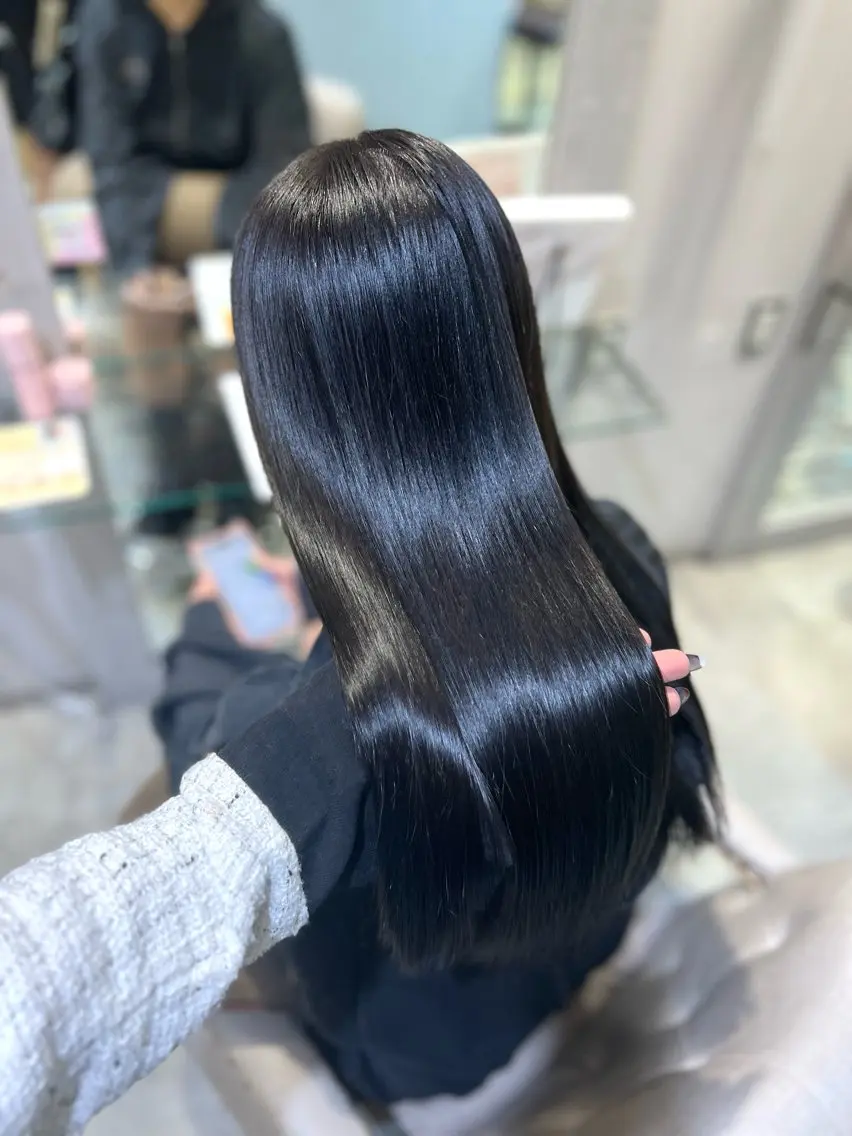 【🩵本日2名様限定80%オフ🩵】プレミアムケアカラー➕トリートメント⭐️➕バリブラシ🫧の写真