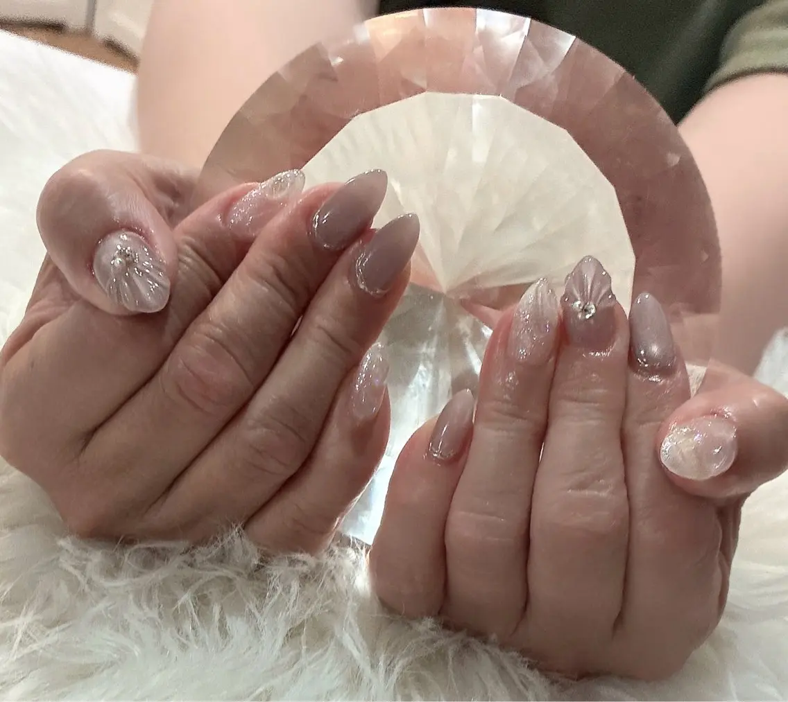 ネイル ハンドネイル LoaChaton kaeのネイルデザイン