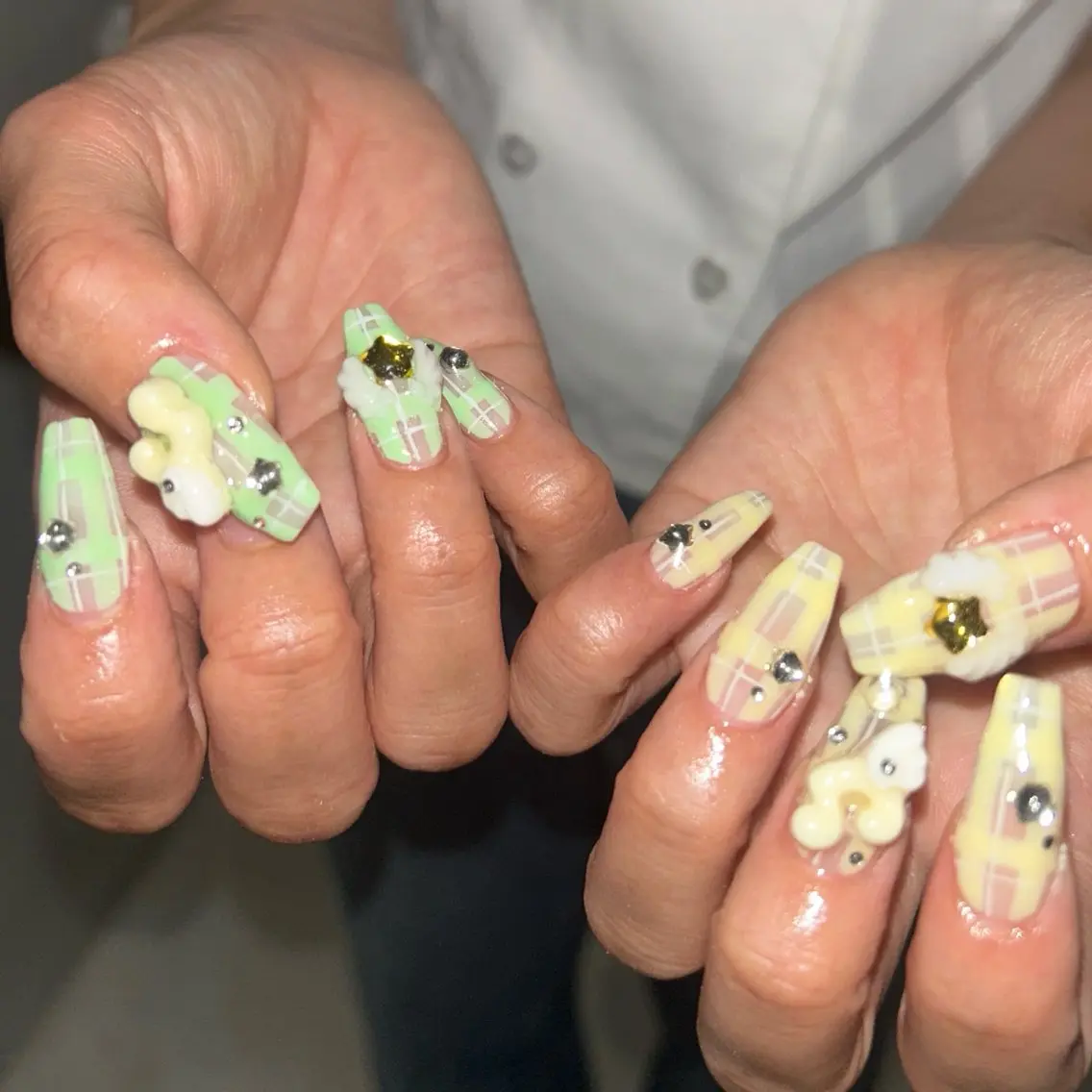 ネイル MODA MANAMIᵕ̈のネイルデザイン