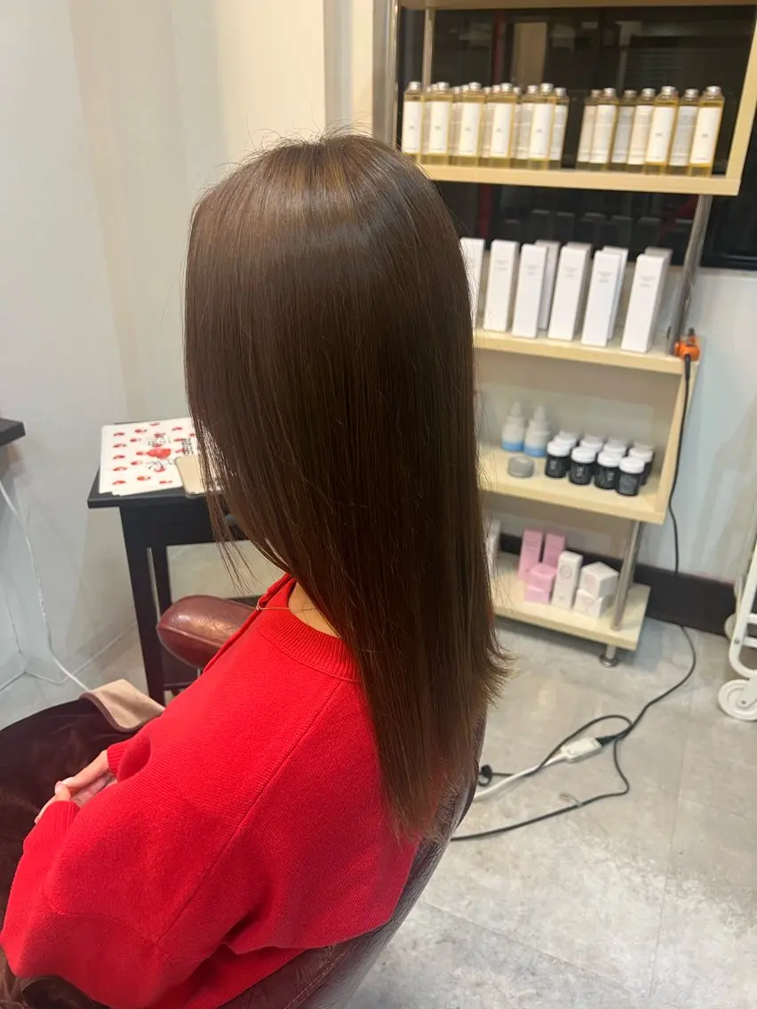ロング カラー ベージュカラー オリーブベージュ 吉岡 なみのヘアスタイル